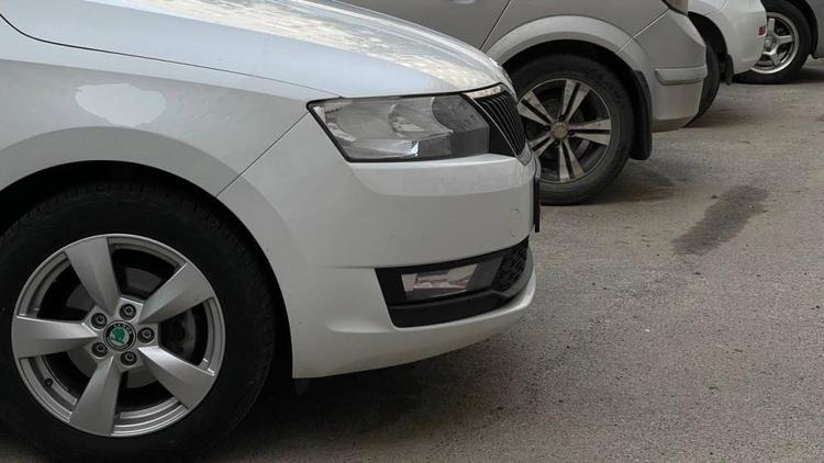 Водитель иномарки в Кисловодске ответит за нарушение правил парковки
