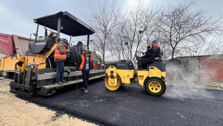 В четырех населенных пунктах Предгорного округа Ставрополья стартовал ремонт дорог 