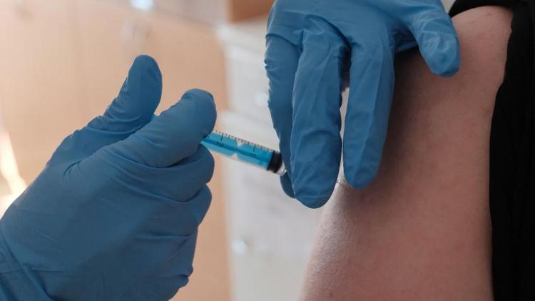 Свыше 5 тысяч ставропольцев сделали прививку первым компонентом вакцины от COVID-19 за сутки