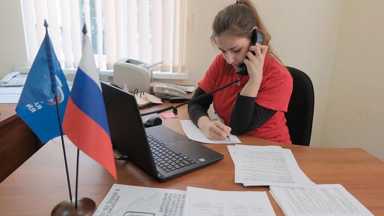 Волонтёры в Арзгирском округе Ставрополья будут записывать на вакцинацию пожилых жителей