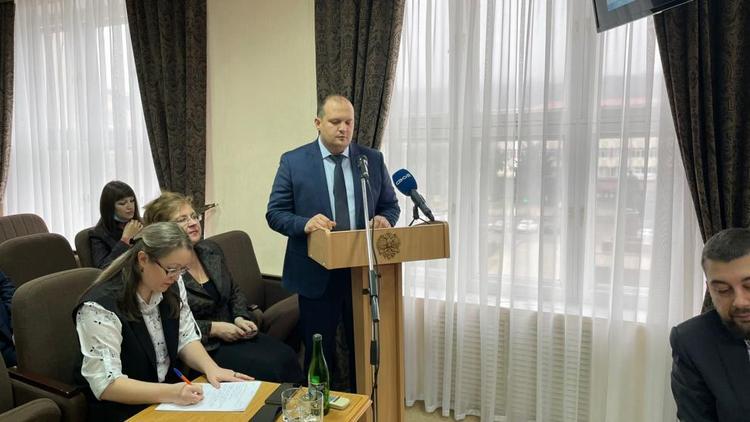 Владимир Владимиров пожелал новому мэру Железноводска продуктивной работы