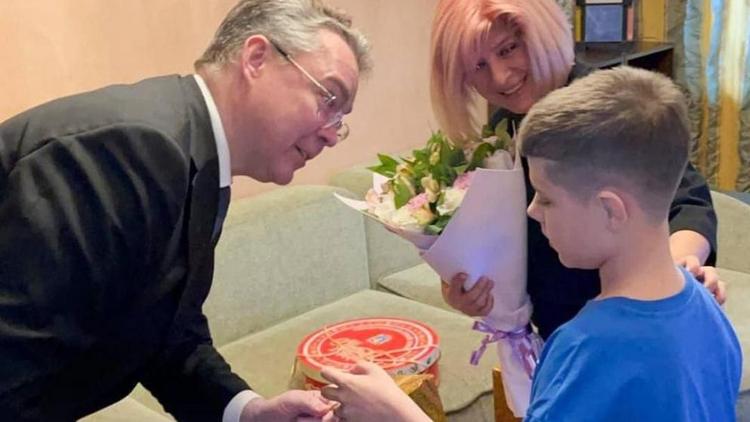 Глава Ставрополья исполнил новогоднее желание мальчика из Кабардино-Балкарии