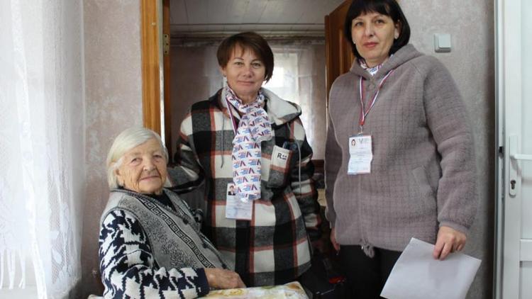 В Грачёвском округе Ставрополья проголосовала участница Великой Отечественной войны