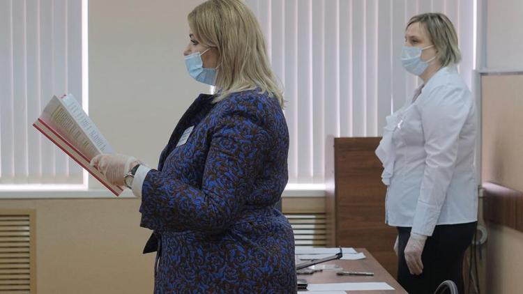 На Ставрополье ещё 98 специалистов устроят на работу по программе «Земский учитель» в ближайшие 2 года