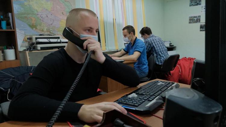 Более 100 волонтёров в Ставрополе работают в ситуационном центре по вопросам пандемии