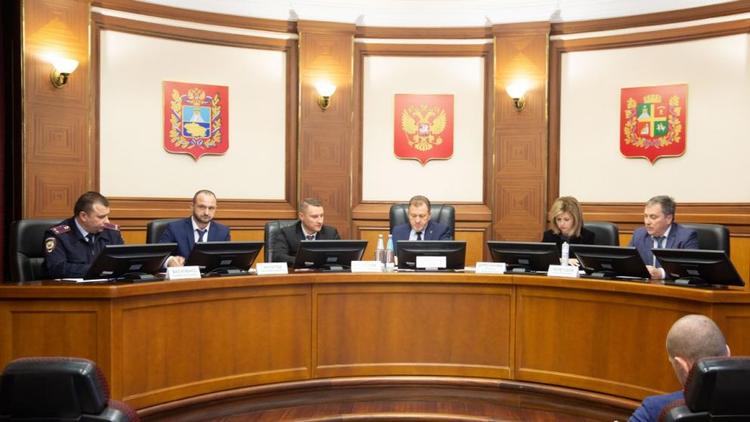 Более 140 километров канализационных сетей прочистят в Ставрополе