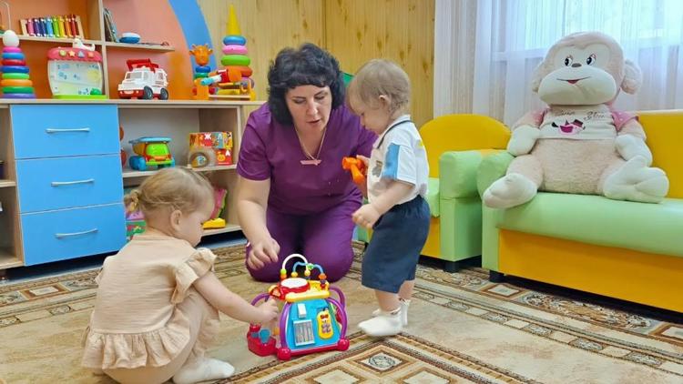 В Ипатовском округе начала работать группа кратковременного присмотра за детьми