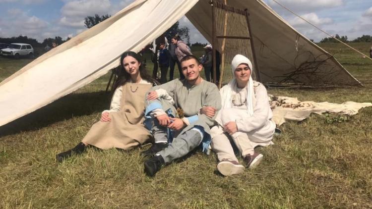 На Ставрополье впервые провели фестиваль исторической реконструкции на «Татарском городище»