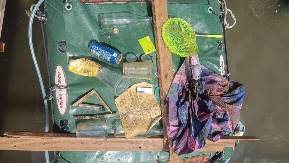 В Кисловодске чистят от мусора Старое озеро