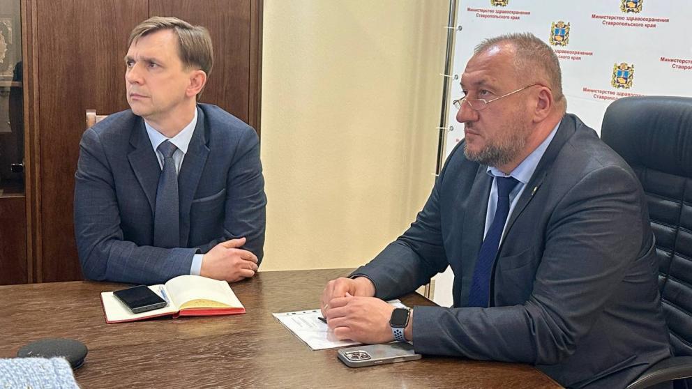 Глава минздрава СК: Укомплектованность медперсоналом в Шпаковской районной больнице достаточно высокая