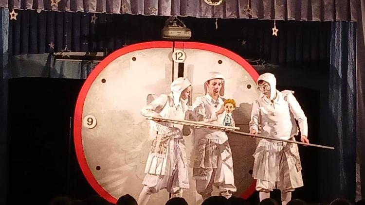 Ставропольские кукольники представили свое творчество юным зрителям Костромы