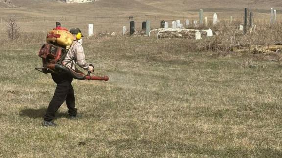 Более 300 тонн мусора вывезли с кладбищ в Предгорном округе Ставрополья