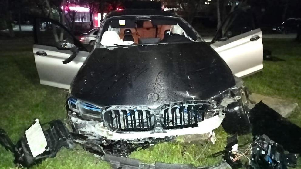 В Пятигорске водитель пострадал при наезде на бордюр