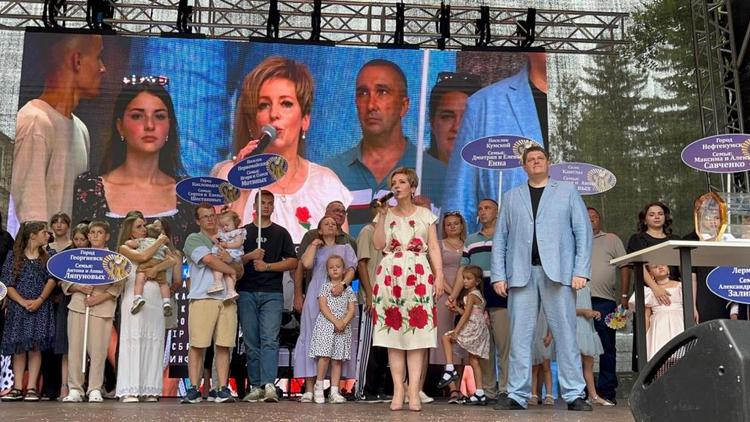 Путёвки на второй медовый месяц разыграли в Кисловодске на фестивале любви
