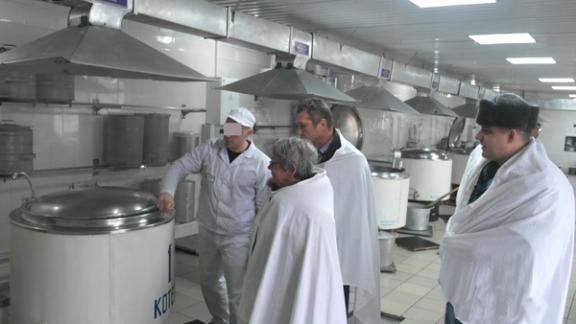 Президент фонда «Честь и свобода» проинспектировал две ставропольские колонии