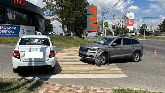 В Ставрополе в ДТП пострадали два человека