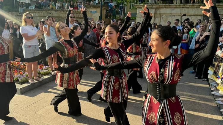 Бесплатные танцевальные мастер-классы запустили в Кисловодске