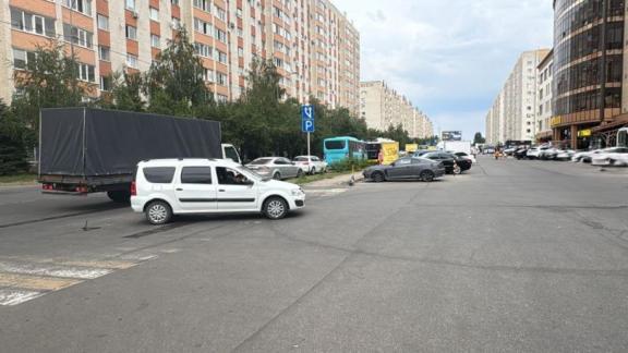 Водитель автомобиля сбил ребёнка на велосипеде в Ставрополе