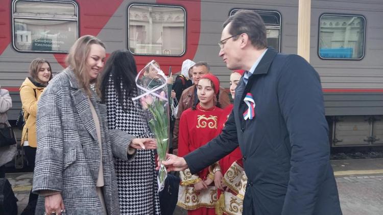 Железнодорожный вокзал Кисловодска выбился в лидеры по пассажиропотоку
