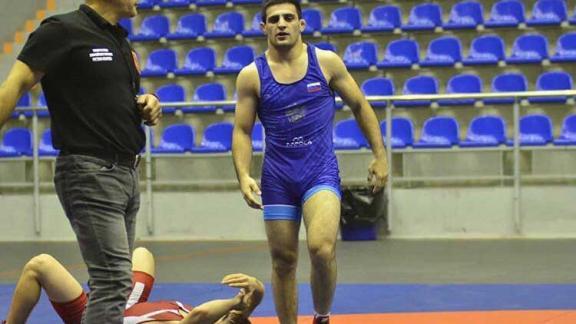 Ставропольский борец «озолотился» в Краснодаре