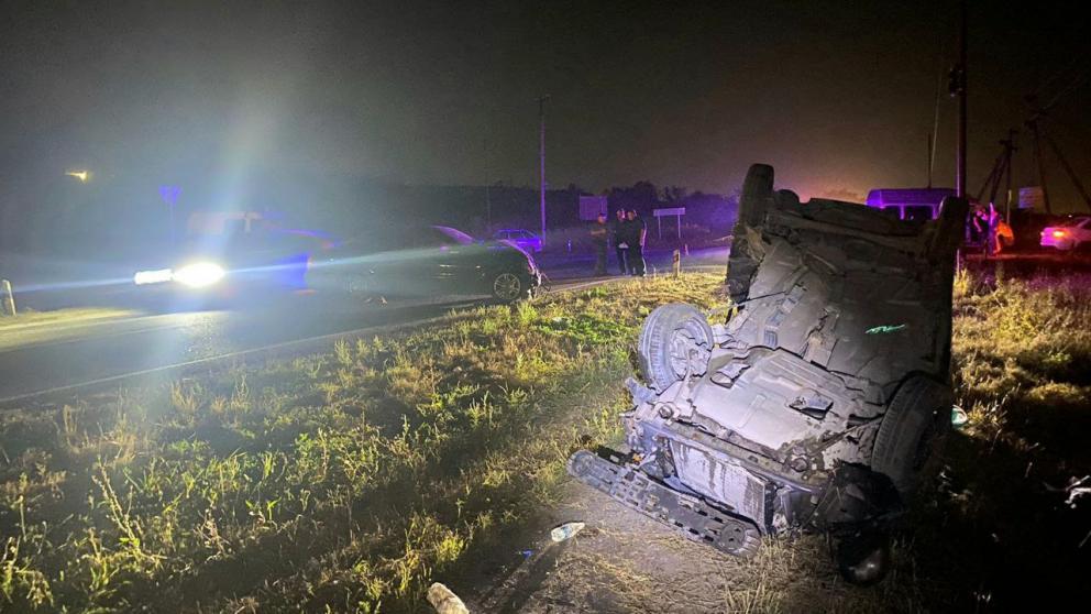Водитель погиб и двое пассажиров пострадали в ДТП с опрокидыванием на Ставрополье