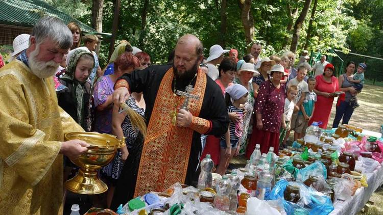 «Пчелиный двор» принимает гостей на Медовый Спас и не только