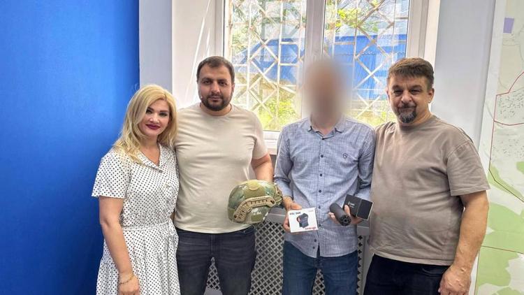 Более 500 килограммов сладостей отправили бойцам СВО из Кисловодска