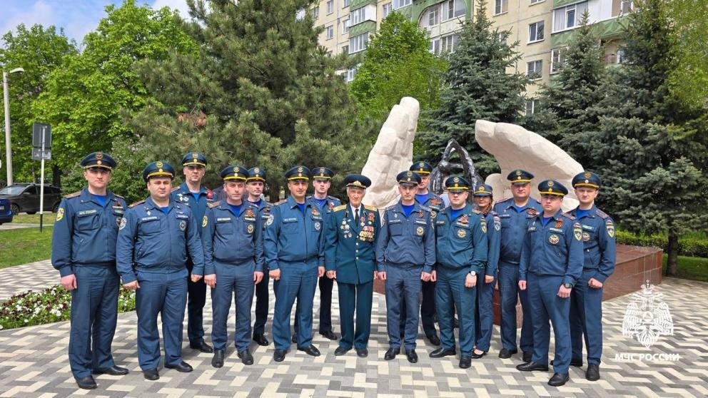 Ставропольские спасатели почтили память жертв Чернобыльской катастрофы