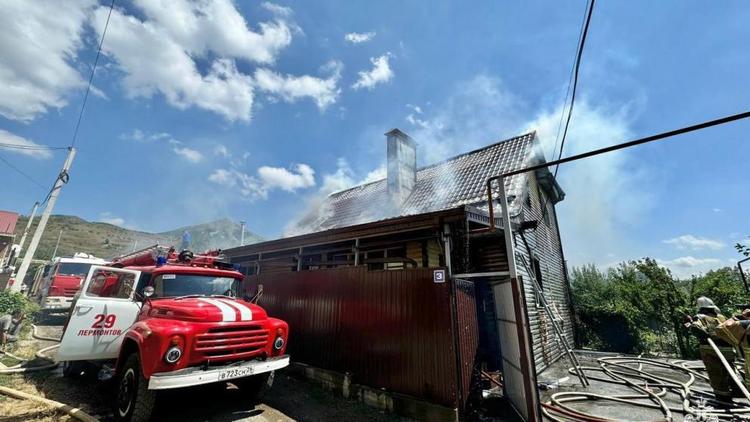 В Лермонтове локализован пожар в СНТ «Мичуринец»
