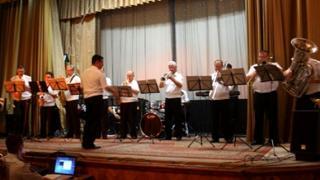 Для отдыхающих сотрудников ОВД в Железноводске и Ессентуках проводят концерты