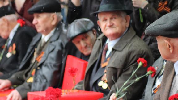 В Ипатовском округе выплаты получат более 3800 детей войны