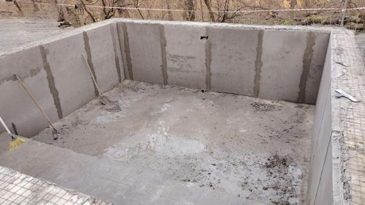 В Ставрополе благоустраивают территорию Михайловских родников в Таманском лесу