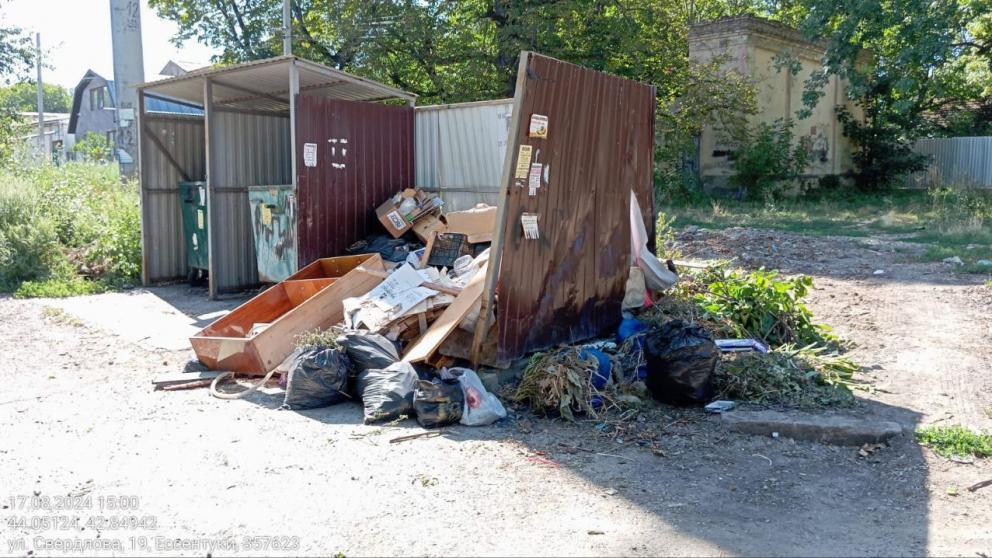 Почти полсотни контейнерных площадок в Ессентуках очистили от мусора