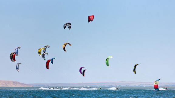 В фестивале кайтсерфинга приняли участие спортсмены из Ставрополя