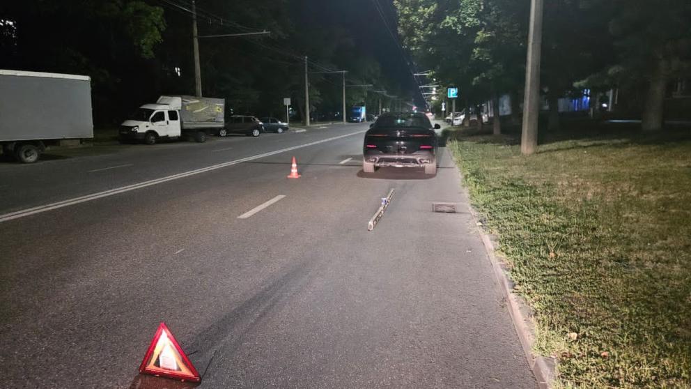 В Ставрополе машина сбила пешехода, переходившего дорогу в неположенном месте