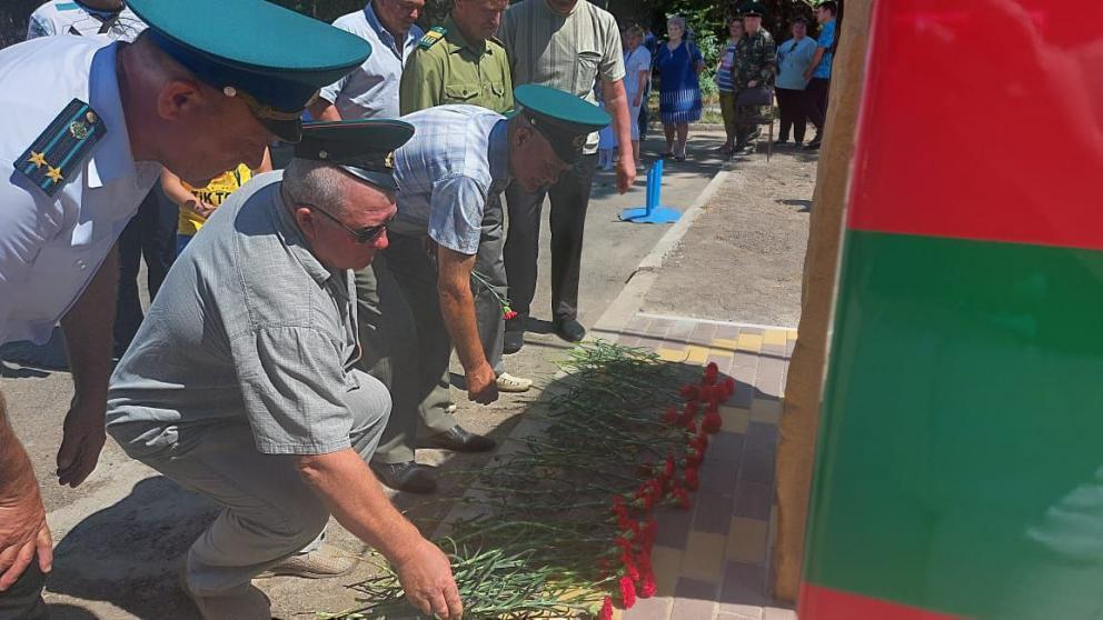 В селе Китаевском на Ставрополье состоялось открытие памятного пограничного знака 