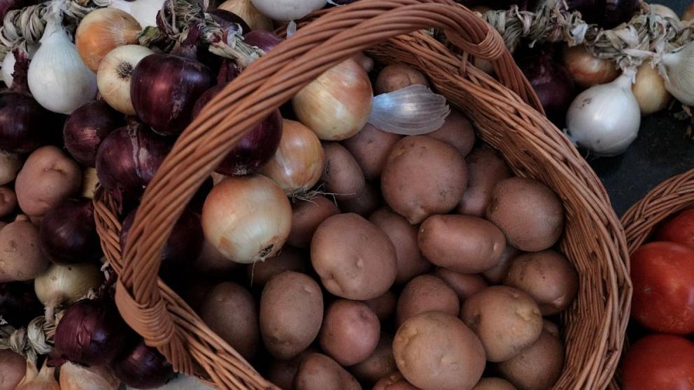 Нуждающиеся пенсионеры Ставрополья получат тепличные овощи