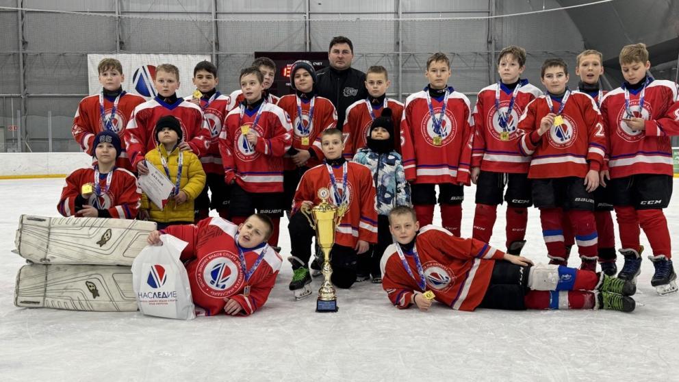 Хоккеисты ставропольского «Наследия» стали победителями домашнего турнира