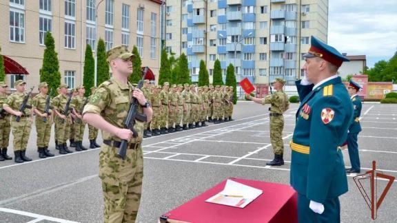 В Пятигорске новобранцы Росгвардии приняли присягу