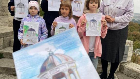 Юные православные ессентучане приняли участие в плэнере