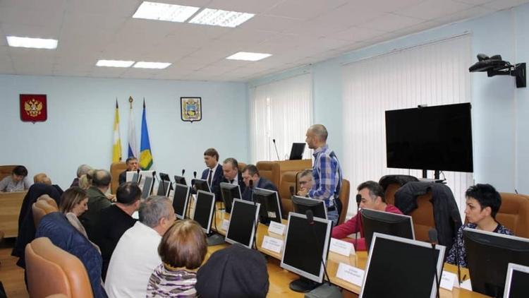Жители Благодарненского округа обсудят с властями «мусорные» проблемы