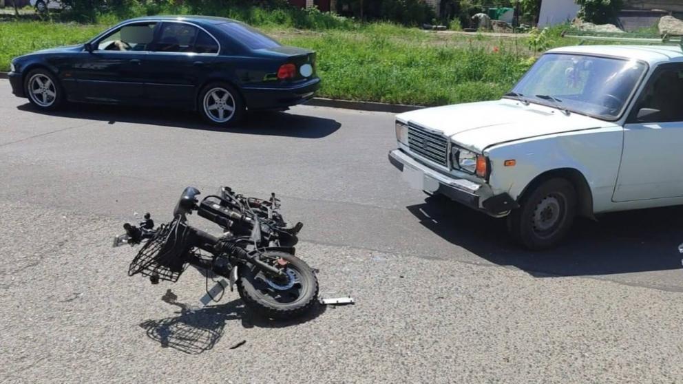 Водитель электровелосипеда пострадал в ДТП в Ставрополе