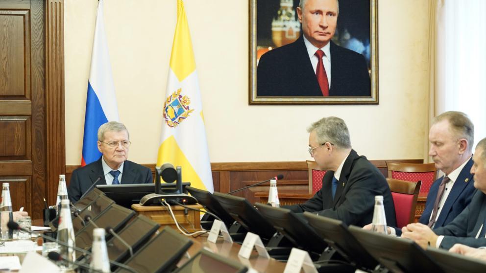 Юрий Чайка отметил позитивную динамику развития Ставрополья