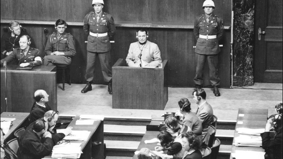 К истории международного суда над фашизмом возвращает фасадная выставка в центре Ставрополя