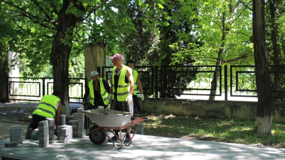 В Ессентуках за счёт краевой субсидии ремонтируют более 3 км дорог