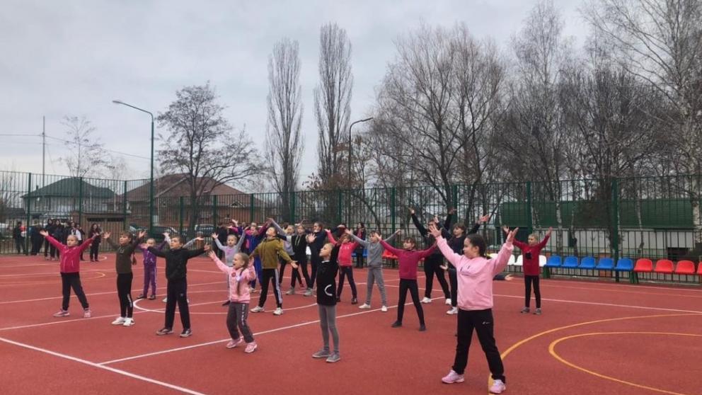 Современную спортплощадку открыли в Предгорном районе Ставрополья