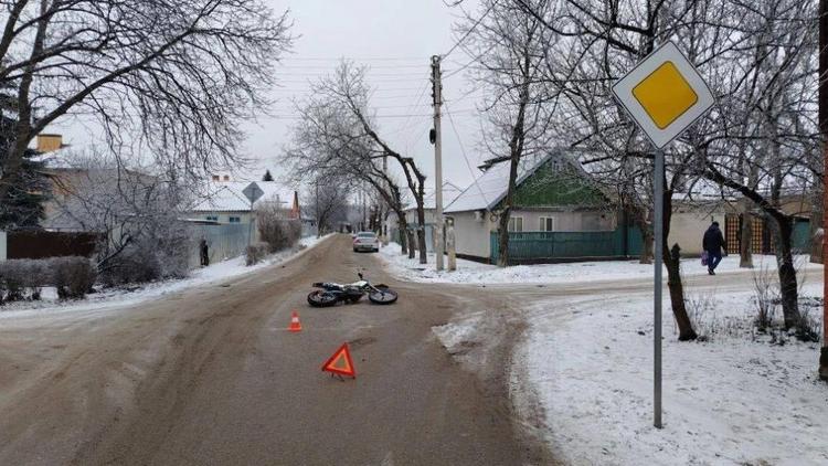 В Пятигорске подросток на питбайке получила травмы в ДТП с автомобилем