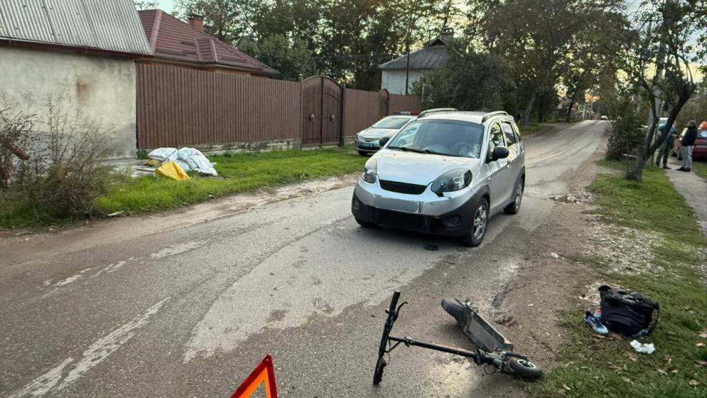 В Пятигорске машина сбила 10-летнего ребёнка на электросамокате