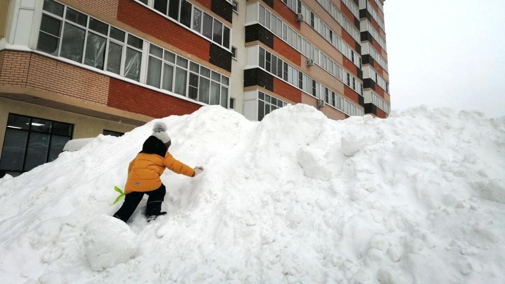 Водителей Ставрополья призывают соблюдать осторожность во время снегопада