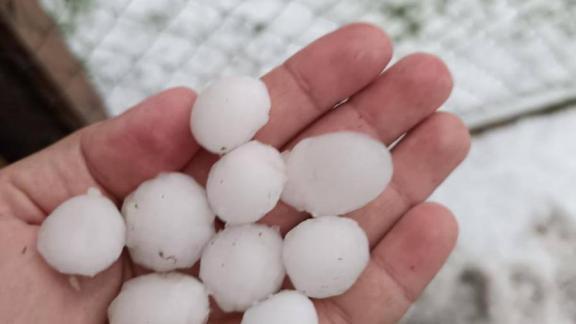 В посёлке Левоегорлыкском на Ставрополье восстановили электроснабжение после града